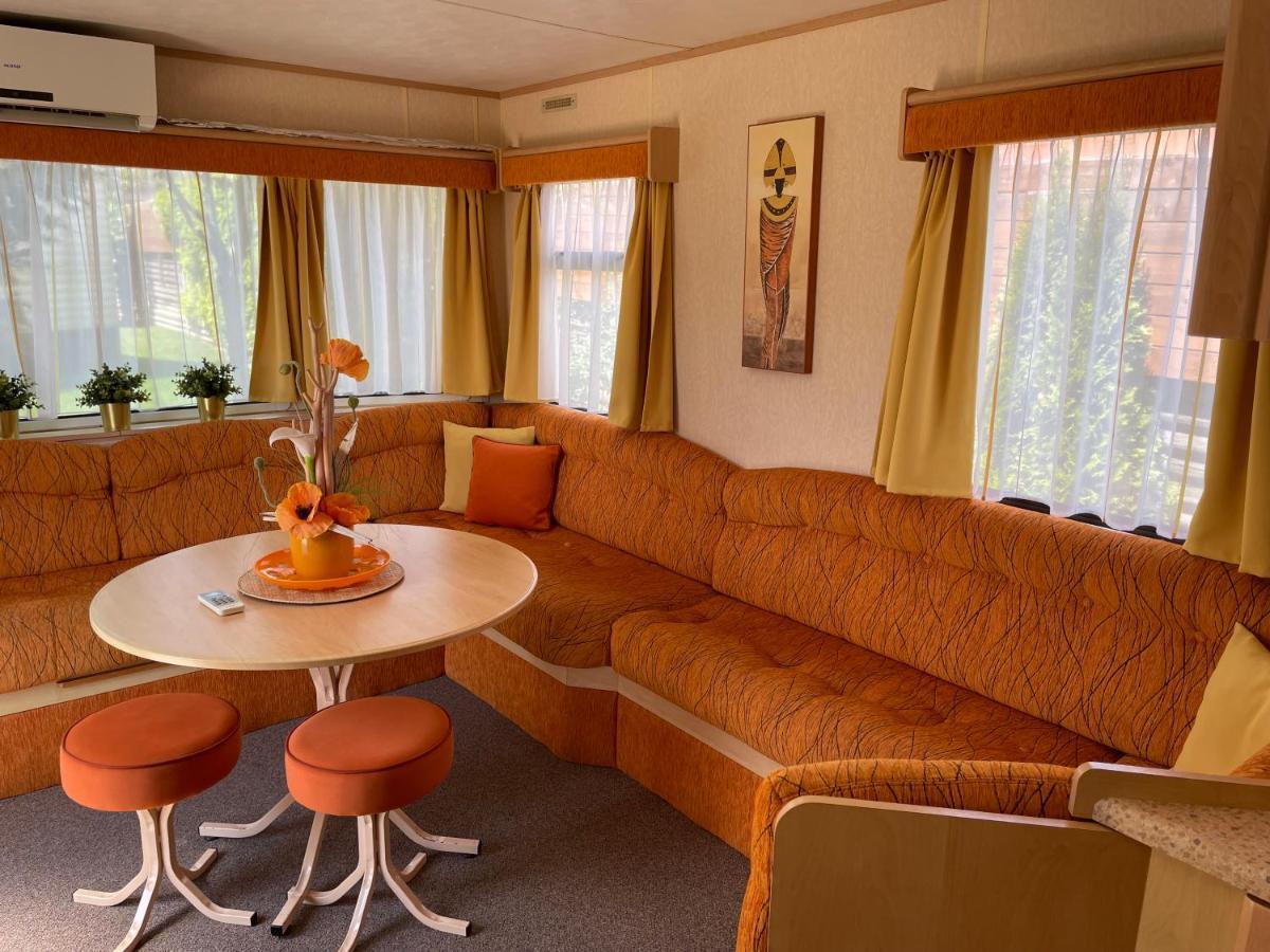 Hotel Penzion Verde à Mikulov Extérieur photo